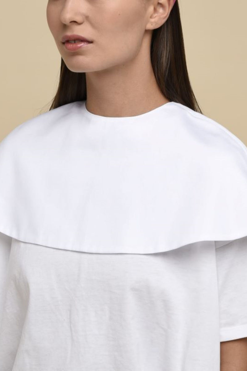 CAPE COLLAR - WHITE