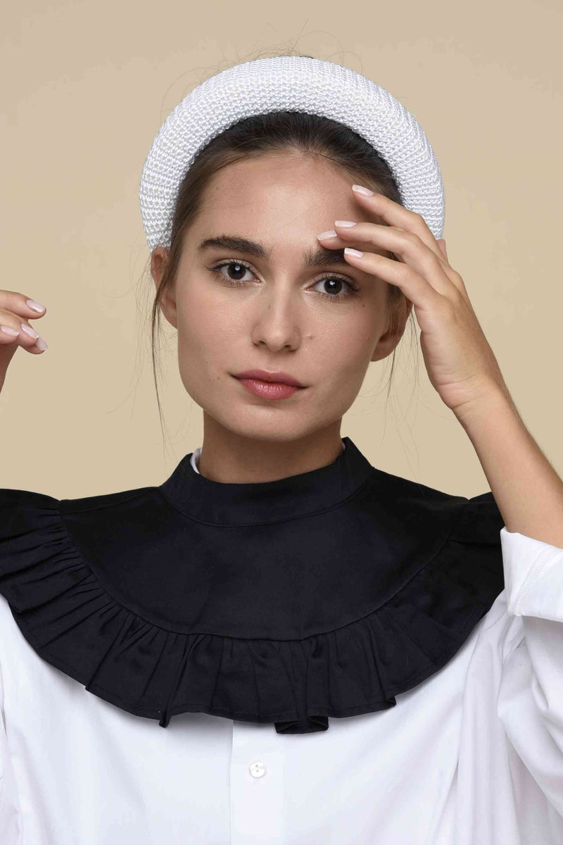 CIRCULAR COLLAR - PREORDER BLACK
