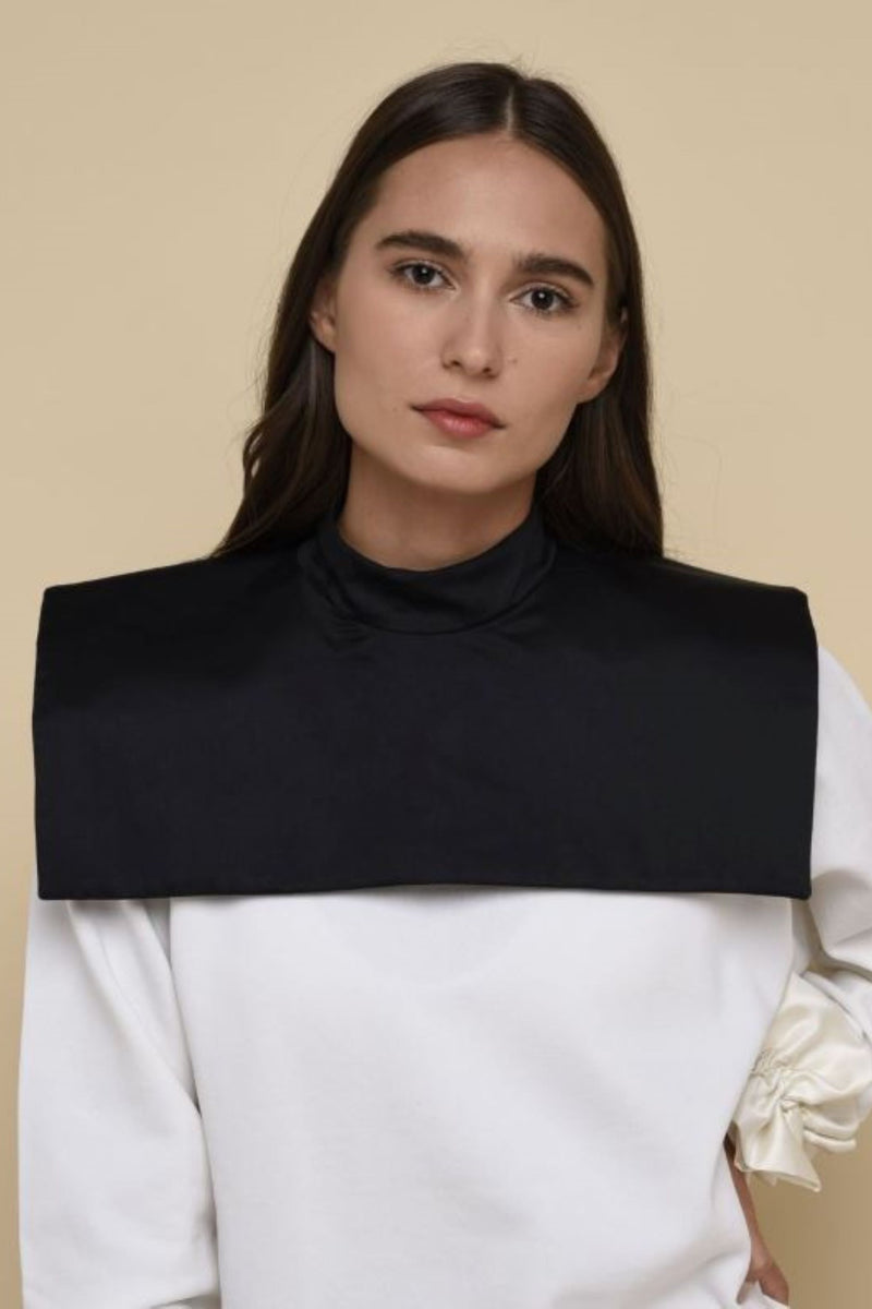 RECTANGULAR COLLAR - BLACK