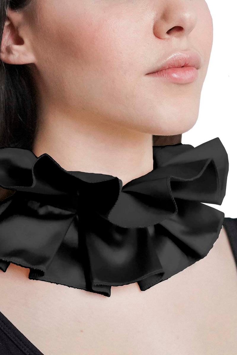 RUFFLE COLLAR - PREORDER BLACK  (7 days)