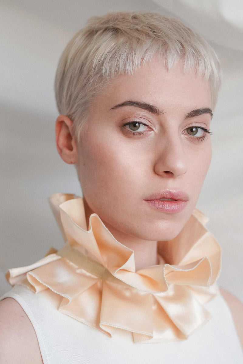 RUFFLE COLLAR - CREAM